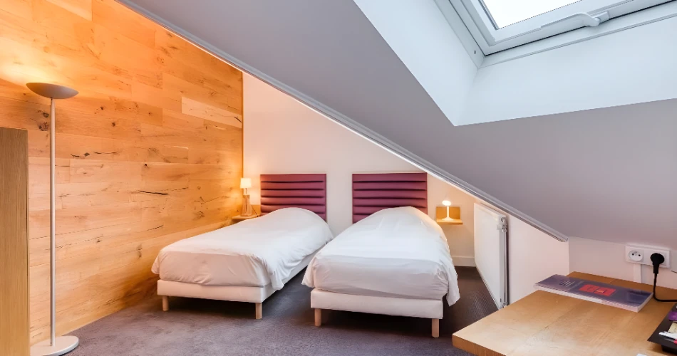 Versailles Palace Neighbors: Hotels Offering Easy Access to the Iconic Landmark